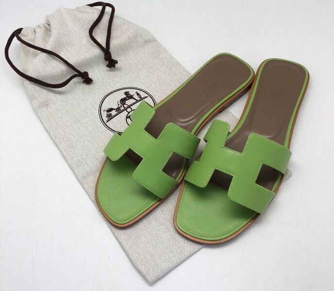 Шлепки Hermès женский кожа болотный 89288