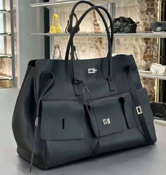 Сумка Balenciaga женский кожа черный 158403