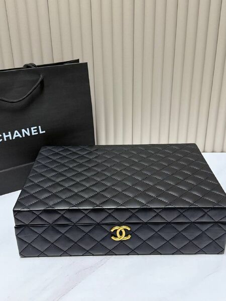 Электрическая зубная щетка Chanel черный l3480591-1-6
