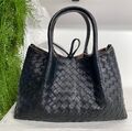 Сумка Bottega Veneta женский кожа swift черный,белый 187541