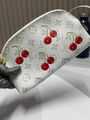 Комплект: несессер, косметичка Louis Vuitton женский канва белый z7654271-1-4