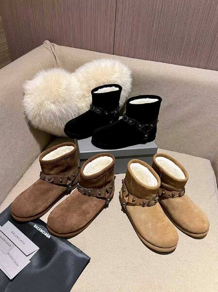 Женские зимние сапоги Balenciaga женский замша коричневый y7530467-1-9