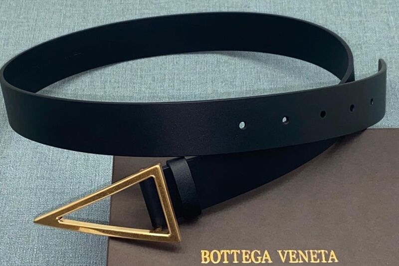 Женский ремень Bottega Veneta женский кожа черный 20940