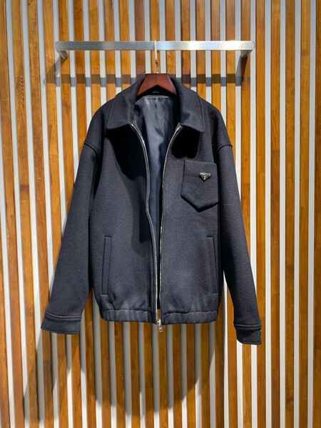 Куртка Prada женский черный 124941-2