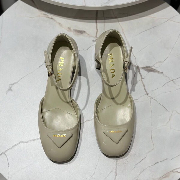 Туфли Prada женский кожа графитовый 139905-3