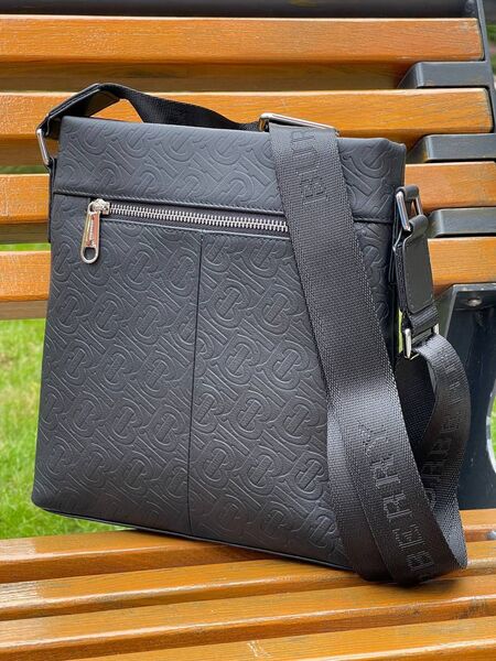 Мужская сумка мессенджер Burberry мужской кожа черный 42931-2
