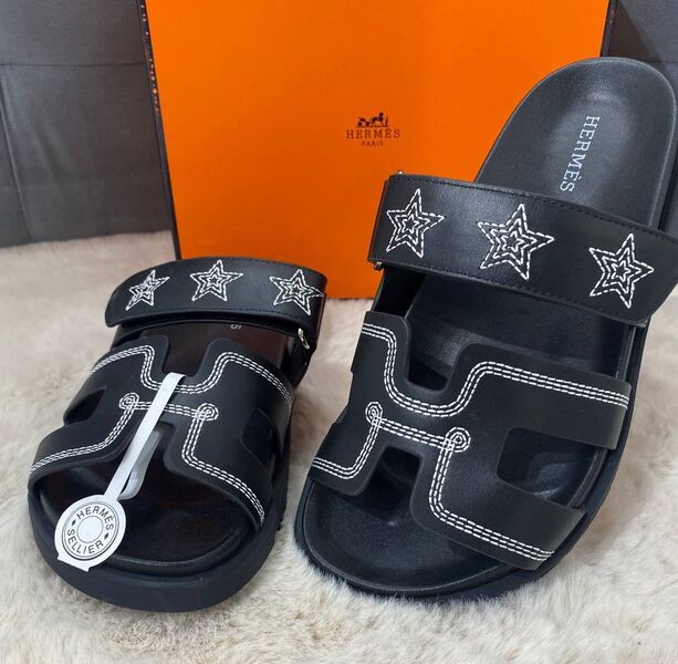 Шлепки Hermès женский кожа черный 187280