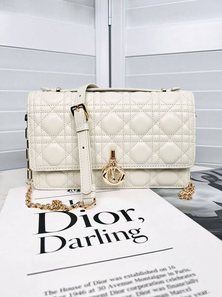 Сумка Christian Dior Handle женский кожа белый 152942-2