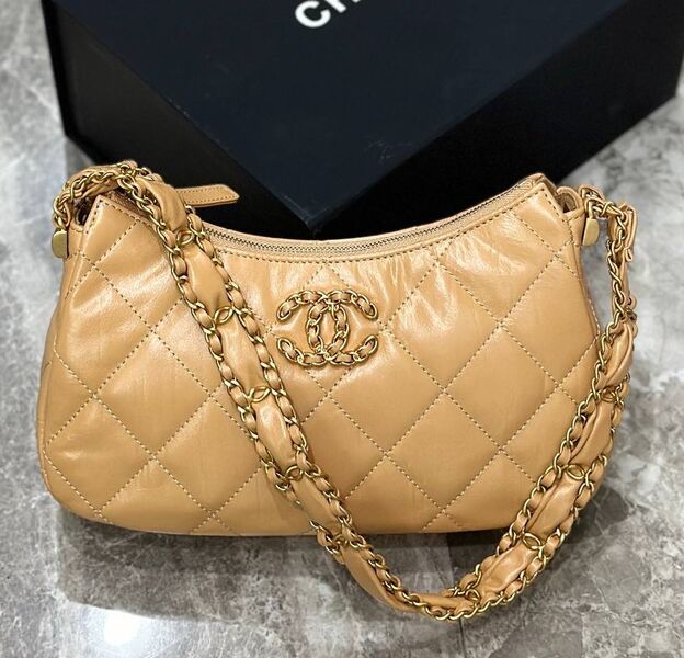 Сумка Chanel женский кожа бежевый 129080