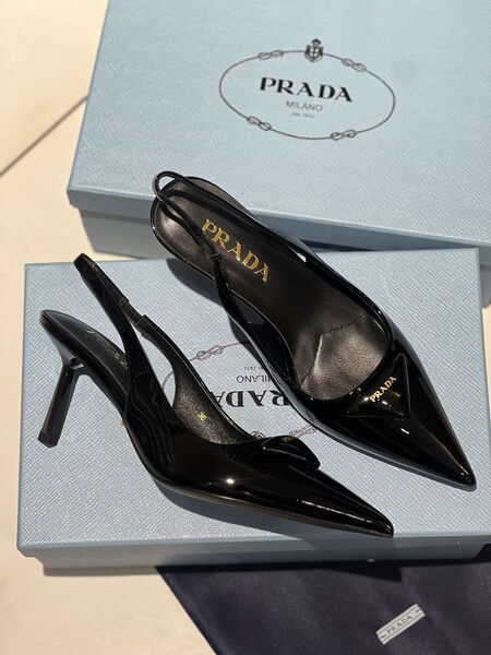 Туфли Prada женский кожа черный 137024-3