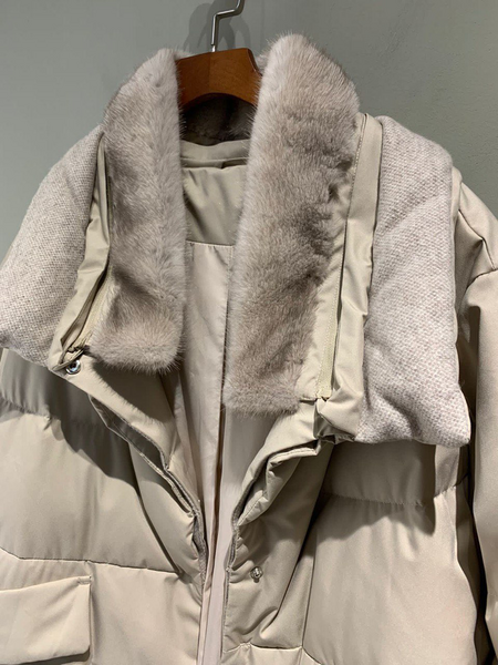 Пуховик Loro Piana женский бежевый 62813-3