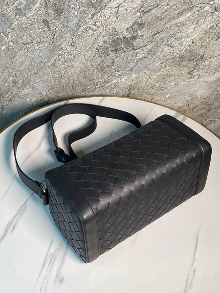 Мужская сумка мессенджер Bottega Veneta мужской кожа черный 170724-7