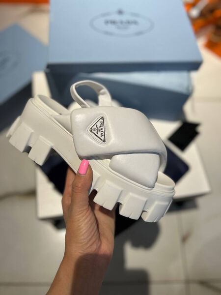 Сандалии Prada женский кожа белый 109998-3