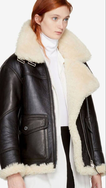 Дубленка Burberry женский кожа черный 165496-2