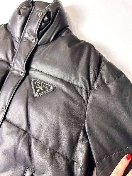 Куртка Prada женский кожа черный 129410-4