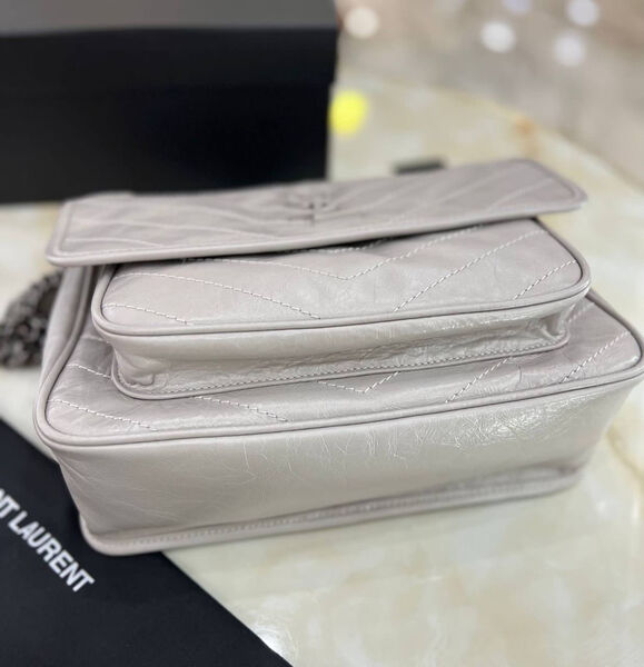 Сумка Saint Laurent Niki Medium женский кожа графитовый 160387-7