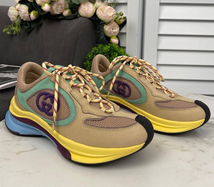 Кроссовки Gucci женский замша светло-бежевый 138974