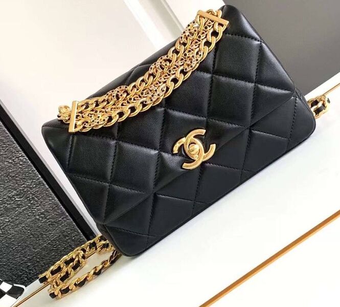 Сумка Chanel женский кожа черный 170442