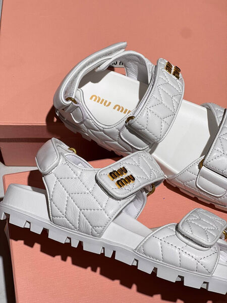 Сандалии Miu Miu женский кожа белый 146058-5