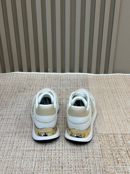Кроссовки Louis Vuitton женский кожа белый 139680-4