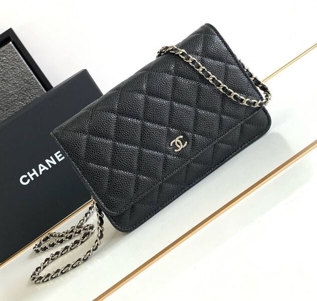 Сумка Chanel женский кожа черный 196545