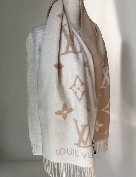 Шарф Louis Vuitton женский кашемир бежевый 170358