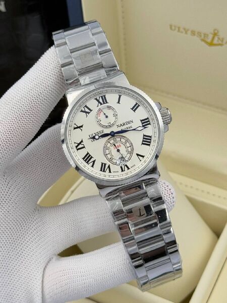 Мужские часы Ulysse Nardin мужской серебристый o7772056-1