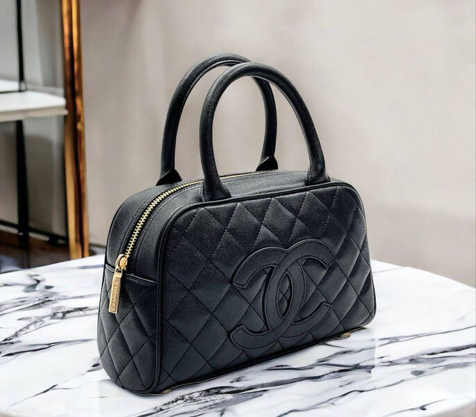Сумка Chanel женский кожа черный 138493-3