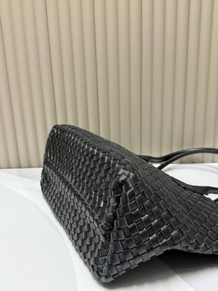 Cумка Bottega Veneta женский кожа черный e7247792-1-9