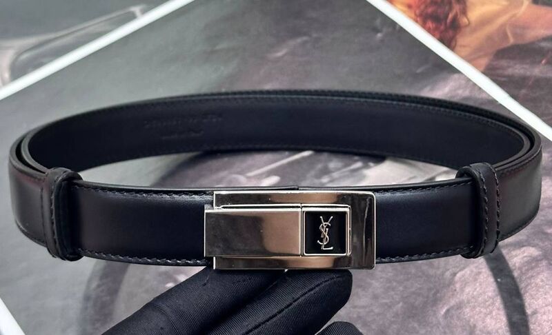 Женский ремень Saint Laurent женский кожа черный 174829