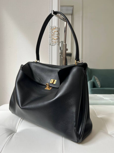 Сумка Balenciaga Rodeo женский кожа черный 146168-2