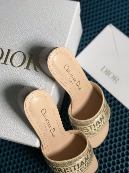 Сандалии Christian Dior Dway женский хлопок бежевый 66397-3