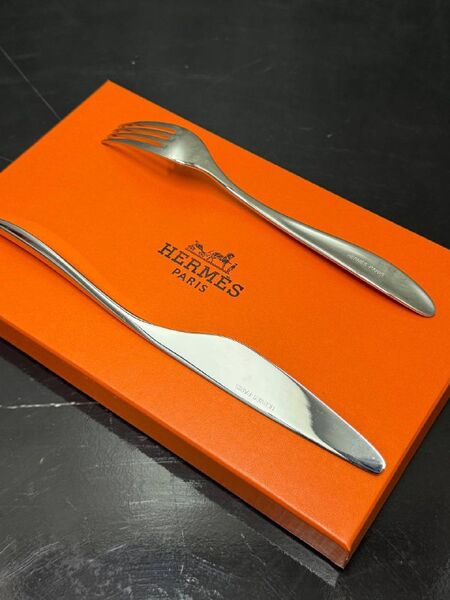 Набор столовых приборов Hermès металл серебристый q9163504-1-7