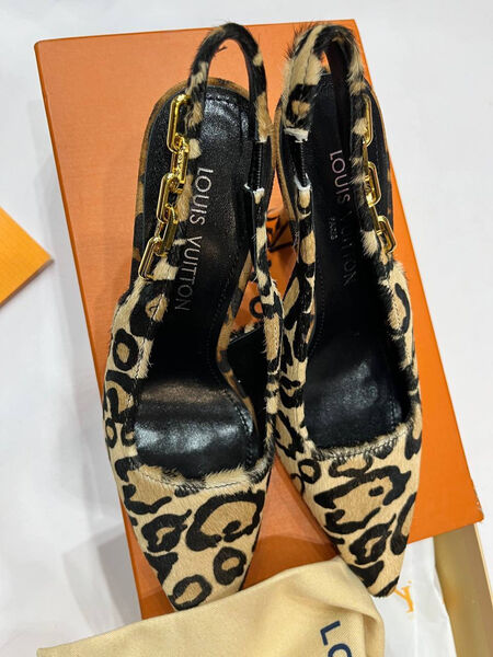 Туфли Louis Vuitton женский леопардовый 145499-5