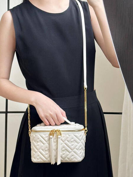 Сумка Fendi женский кожа белый 198034-2