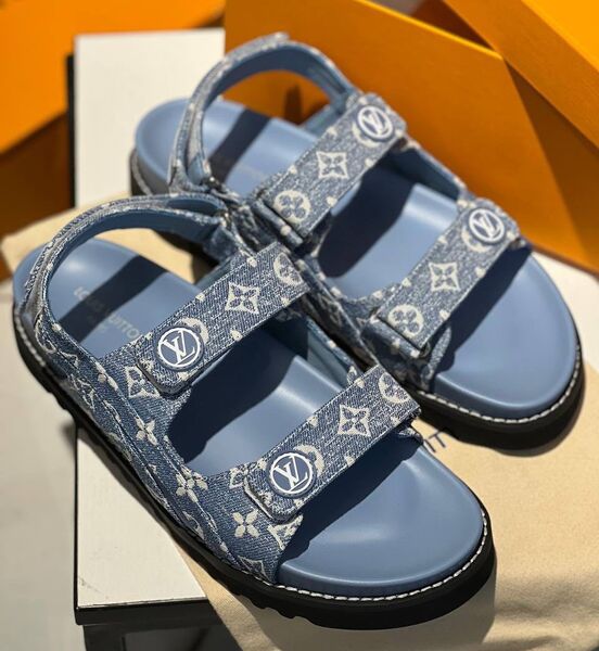 Сандалии Louis Vuitton женский джинса синий 111047