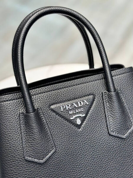 Сумка Prada женский кожа черный 158903-5