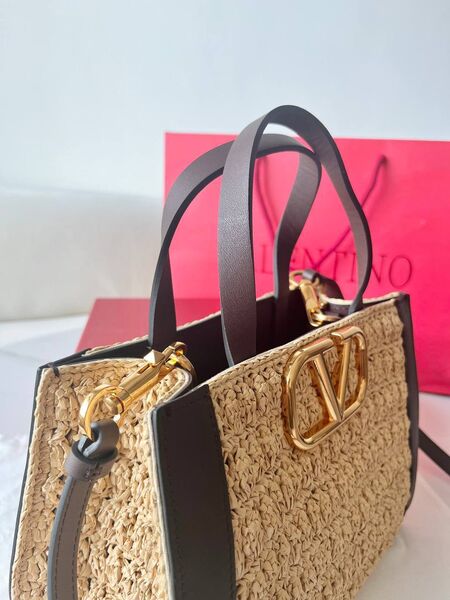 Сумка Valentino женский кожа бежевый z1952663-1-9