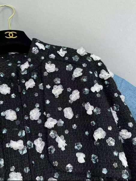 Куртка Chanel женский черный 195709-3