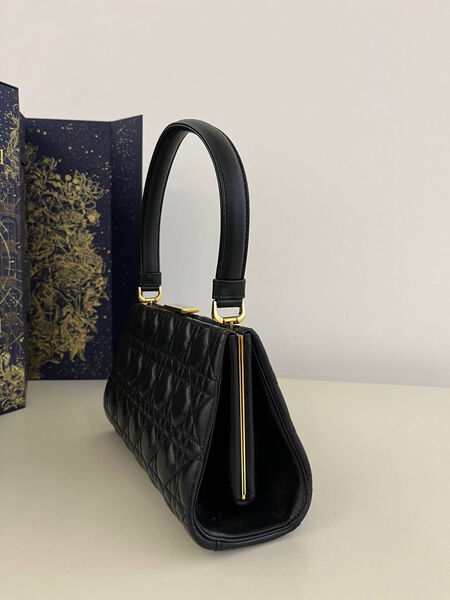 Сумка Christian Dior женский кожа черный 129802-7