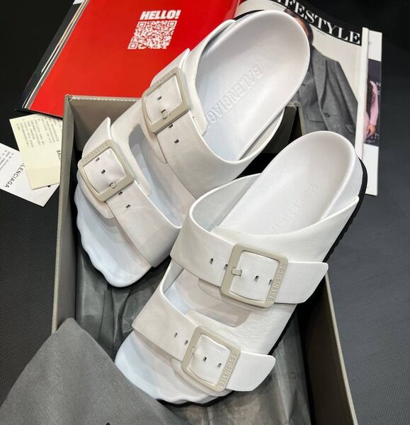 Шлепки Balenciaga женский кожа белый 154298