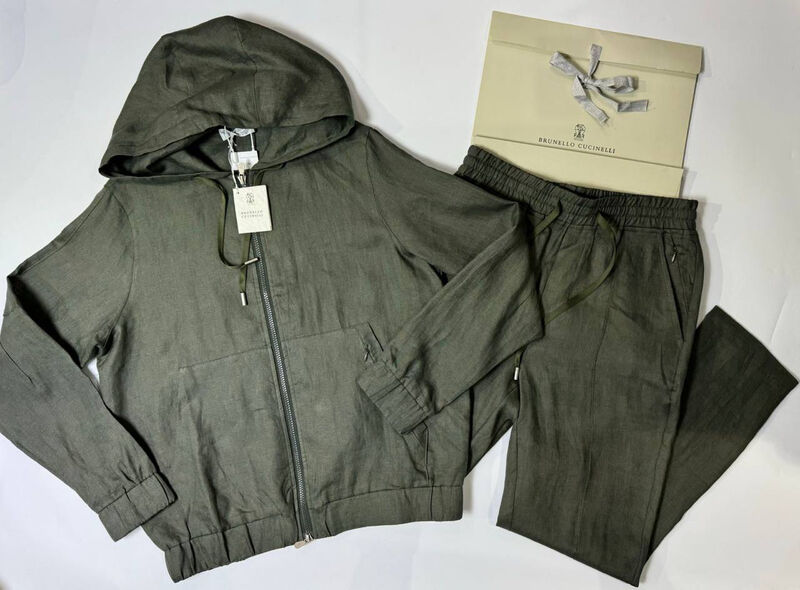 Мужской костюм Brunello Cucinelli мужской болотный 155021