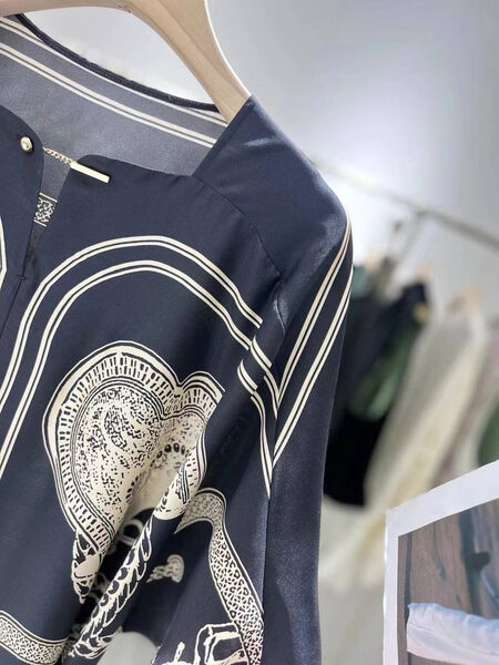 Платье Hermès женский черный 154711-4