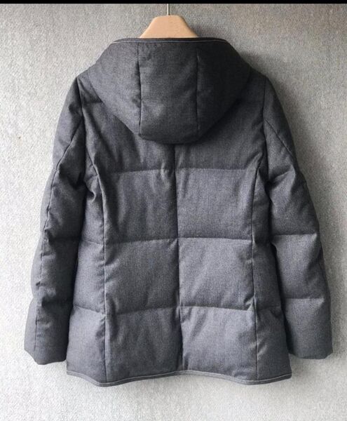 Куртка Brunello Cucinelli женский бежевый 37620-3
