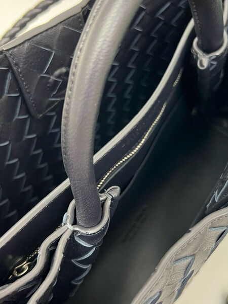 Сумка Bottega Veneta Medium Andiamo женский кожа синий 142013-8