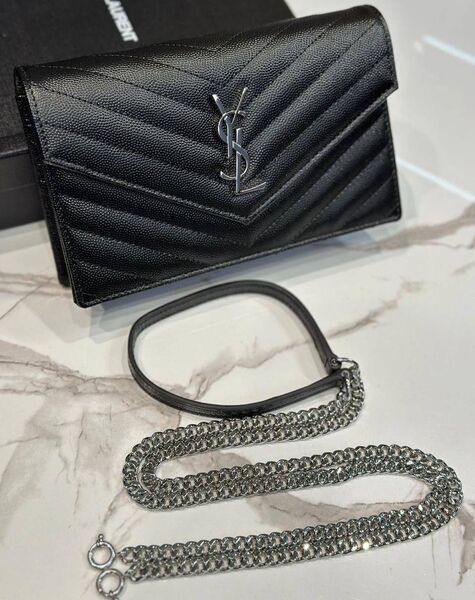 Сумка Saint Laurent женский кожа черный 157586