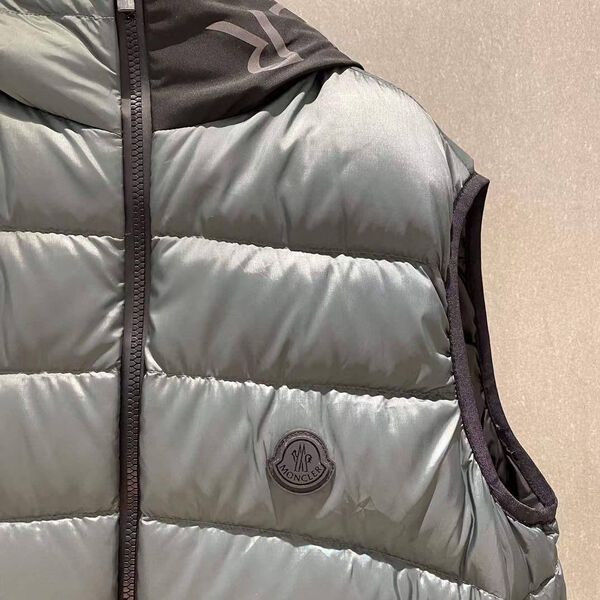 Мужской жилет Moncler мужской графитовый 161732-4