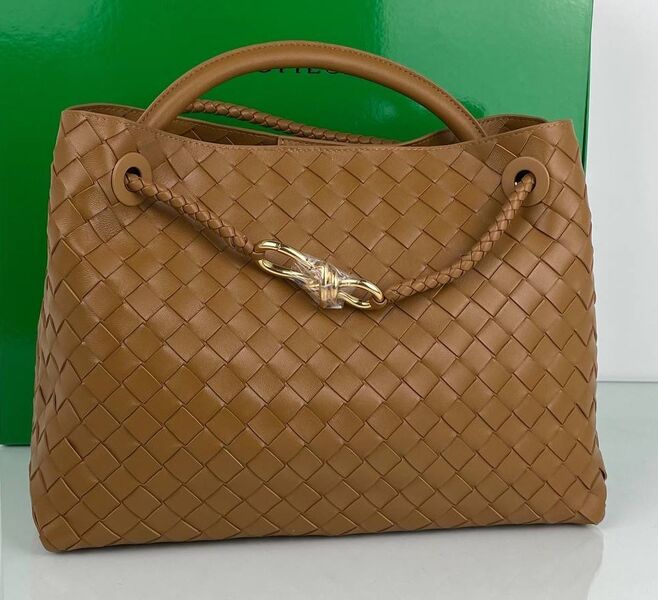 Сумка Bottega Veneta женский кожа 130141