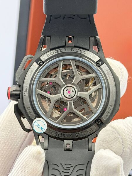 Мужские часы Roger Dubuis мужской черный r0058542-1-7