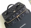 Косметичка Chanel женский кожа черный 156327-1